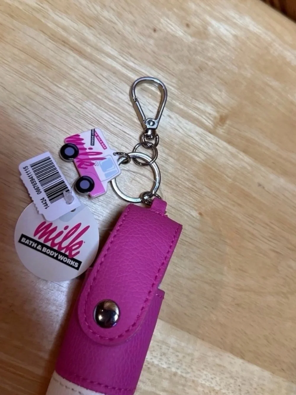 Bath & Body Works x Milk Bar 1oz Antibacterial Hand Spray Holder